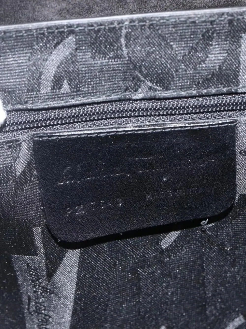 Salvatore Ferragamo Vala Shoulder Bag PVC Canvas Black Silver Auth gh1939